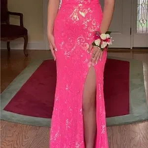 Windsor hot pink dress hotsell